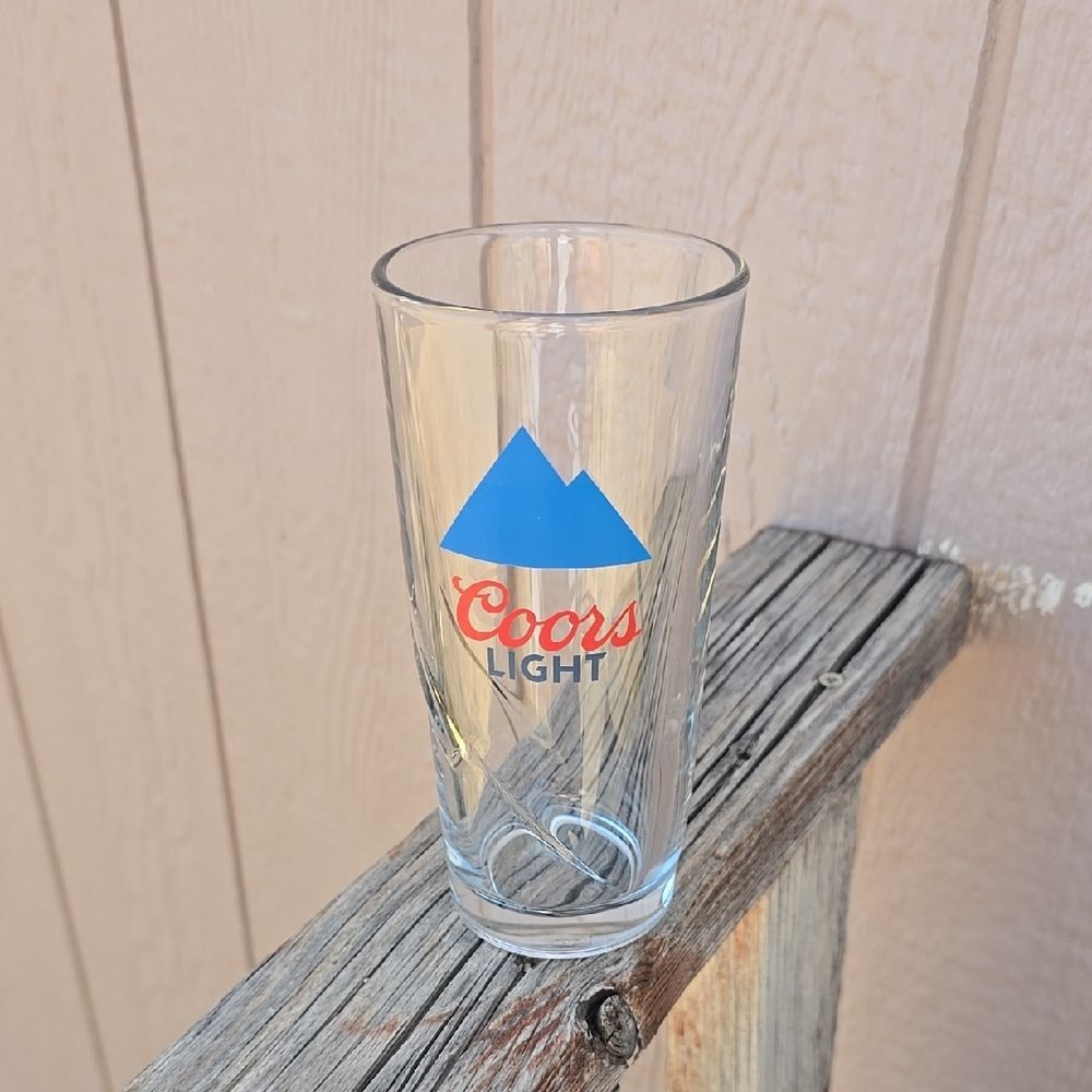 Coors Light 3D Embossed Mountain 16oz Heavy Glass